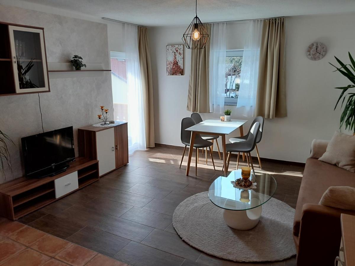 Appartements Schusser مالنتز المظهر الخارجي الصورة